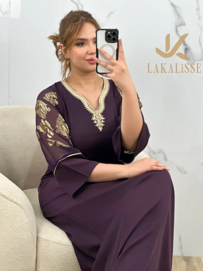 ROBE LEYAL