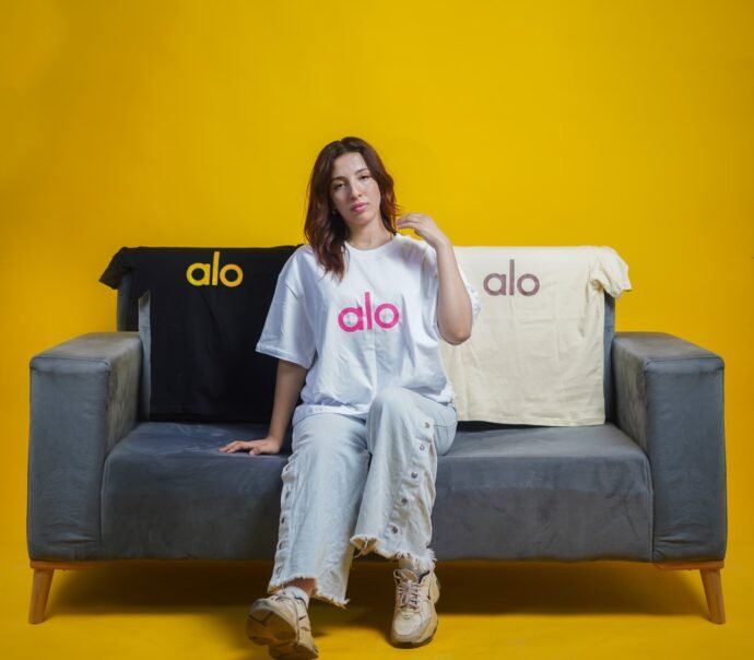 ALO T-SHIRT